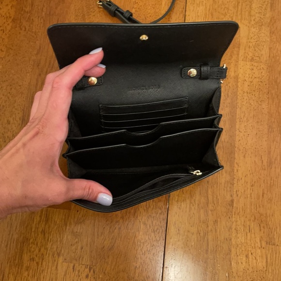 Michael Kors purse - Picture 3 of 5